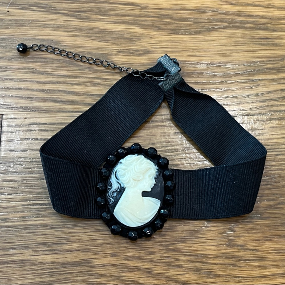 Black Choker Necklace with Faux Cameo